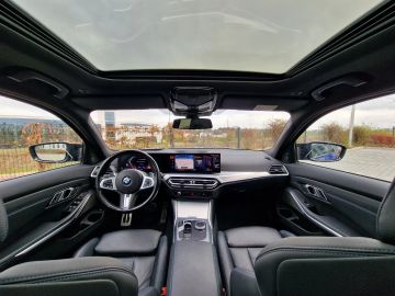 Car image 37