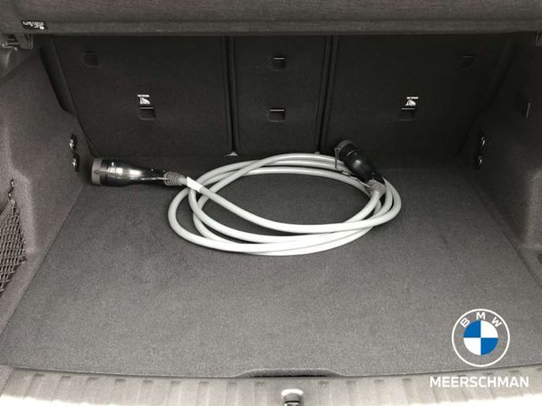 BMW iX1 eDrive20 150 kW image number 39