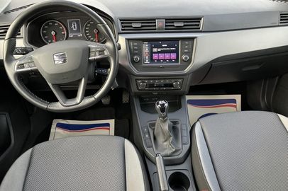 Car image 13