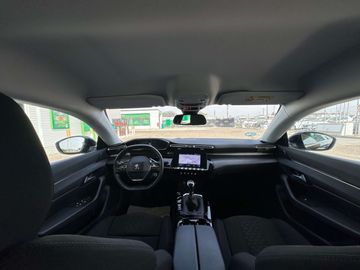 Car image 22