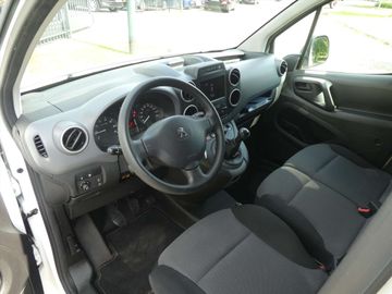 Car image 41