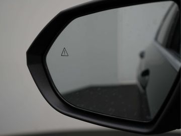 Car image 39