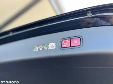 Car image 40