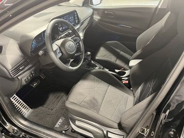 Car image 11