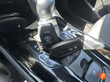 Car image 21