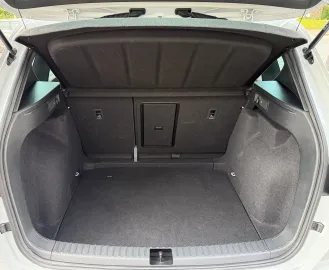 Car image 36