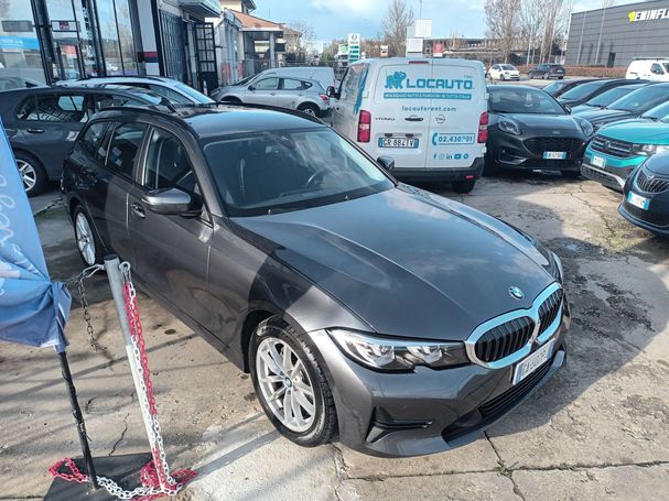 BMW 320d Touring Advantage 140 kW image number 10