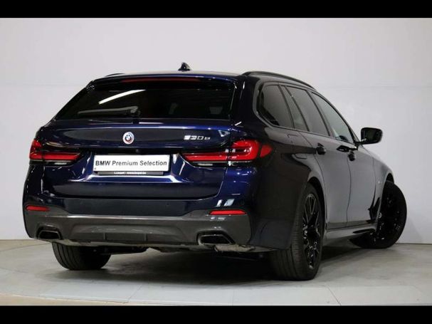 BMW 530 Touring 215 kW image number 3