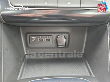 Car image 30