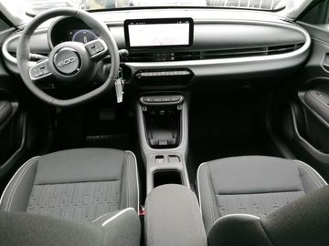 Car image 13