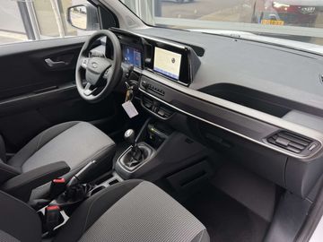 Car image 23