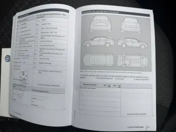 Car image 27