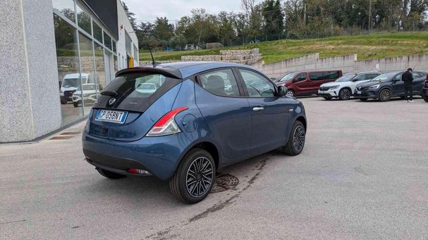 Lancia Ypsilon 51 kW image number 6