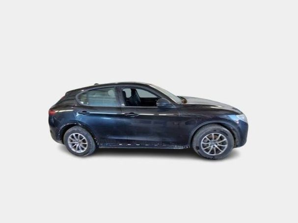 Alfa Romeo Stelvio 2.2 Diesel AT8 Q4 140 kW image number 3