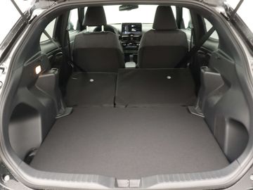 Car image 37