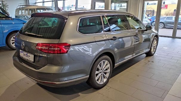 Volkswagen Passat Variant 2.0 TDI Highline 110 kW image number 3