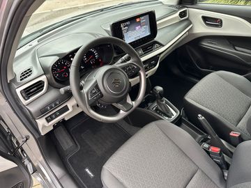 Car image 10