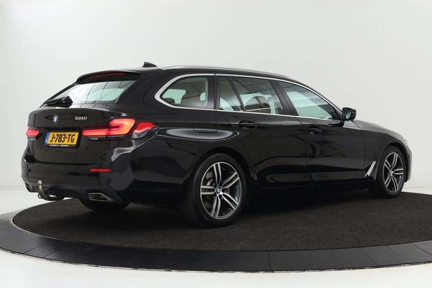 BMW 520i Touring 135 kW image number 33