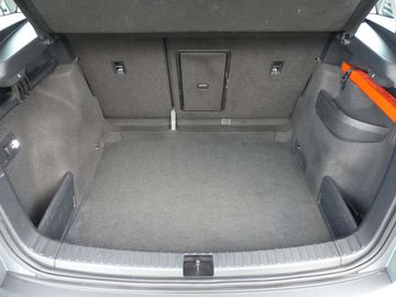 Car image 31