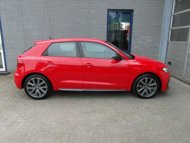 Audi A1 30 TFSIe Sportback 85 kW image number 2