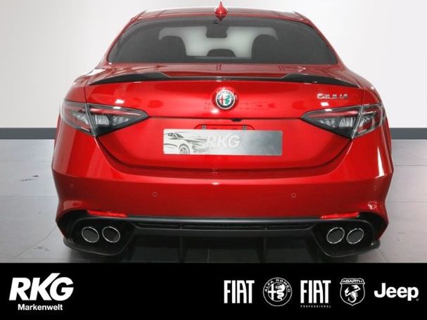 Alfa Romeo Giulia 2.9 V6 Bi-Turbo Quadrifoglio 375 kW image number 4