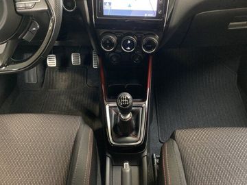 Car image 10