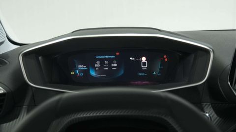 Car image 37