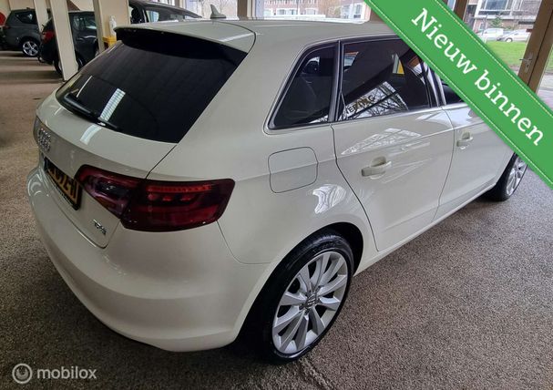 Audi A3 1.2 TFSI Sportback Ambition 81 kW image number 3