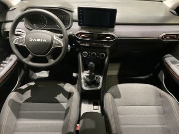 Car image 10