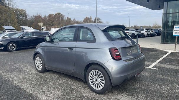 Fiat 500 e Action 71 kW image number 7