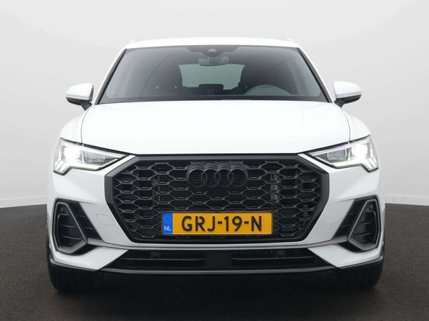 Audi Q3 45 TFSIe S-line Advanced 180 kW image number 3