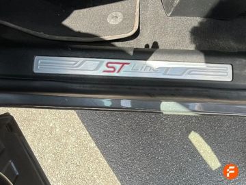 Car image 38