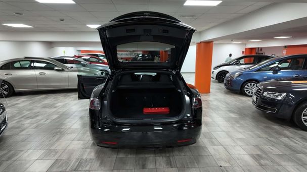 Tesla Model S Performance AWD 568 kW image number 35