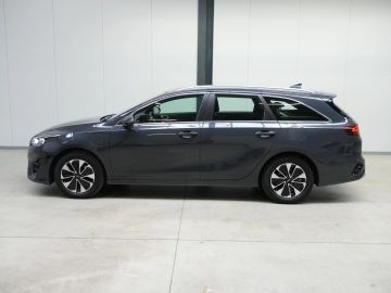 Car image 29