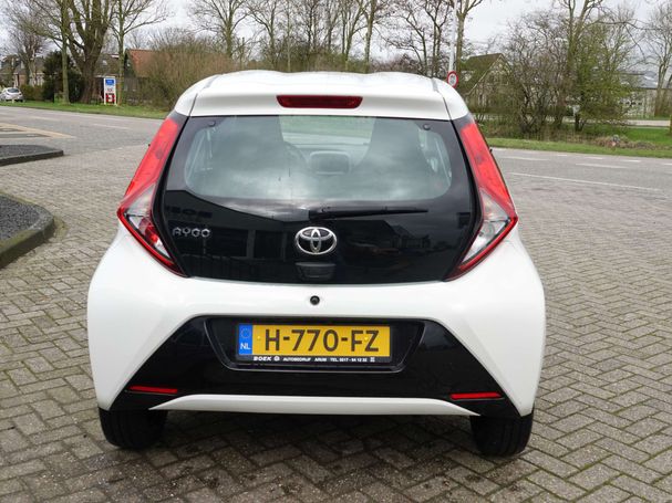 Toyota Aygo 54 kW image number 7