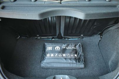 Car image 31