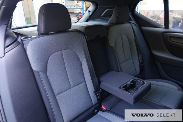 Volvo XC40 AWD 145 kW image number 30