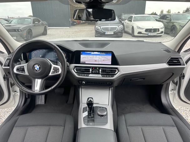 BMW 318i 115 kW image number 6