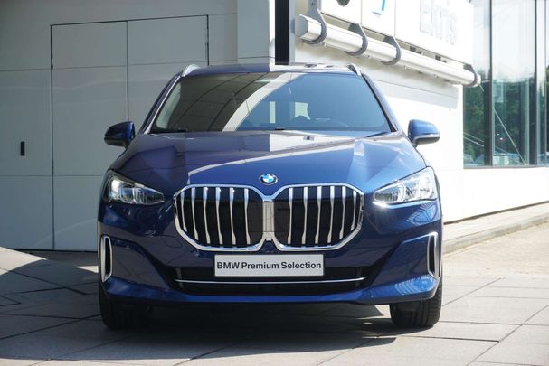 BMW 220i Active Tourer 125 kW image number 2