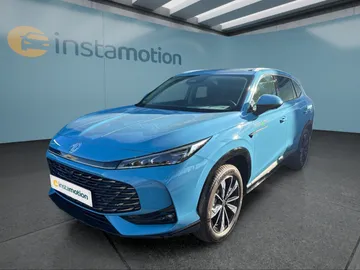 Car image 16