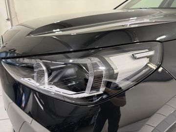 Car image 33
