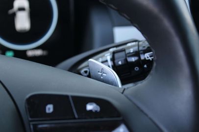 Car image 37