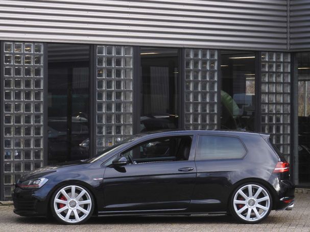 Volkswagen Golf GTI Performance 169 kW image number 3