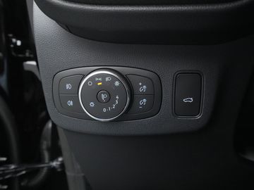 Car image 38