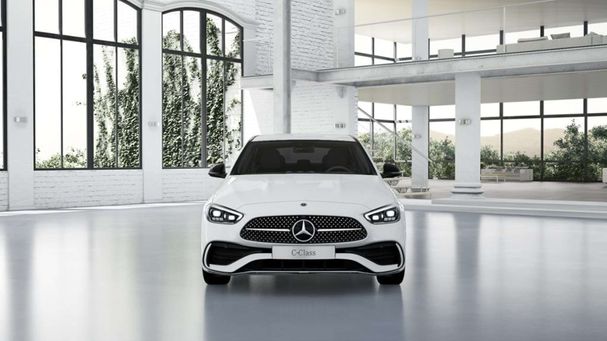 Mercedes-Benz C 400 e AMG 280 kW image number 5