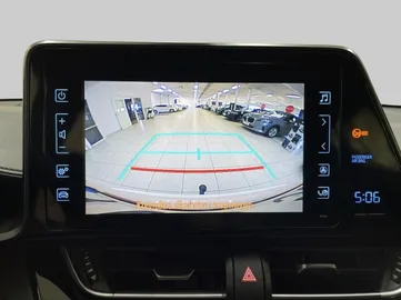Car image 21