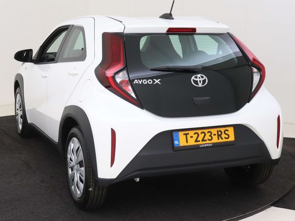 Toyota Aygo X 1.0 VVT-i CVT 53 kW image number 15