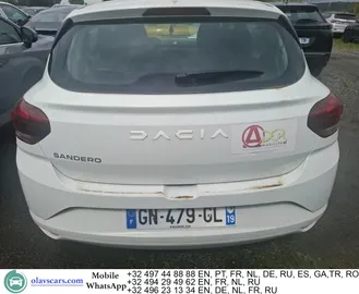 Car image 5