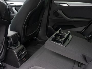 Car image 39