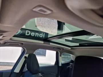 Car image 32